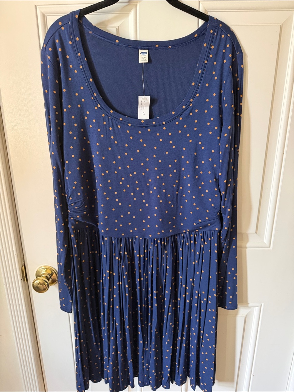 Old Navy Polka Dot Long-Sleeve Pleated Dress